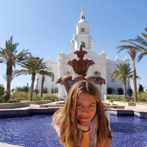 Meet your Posher, Abby